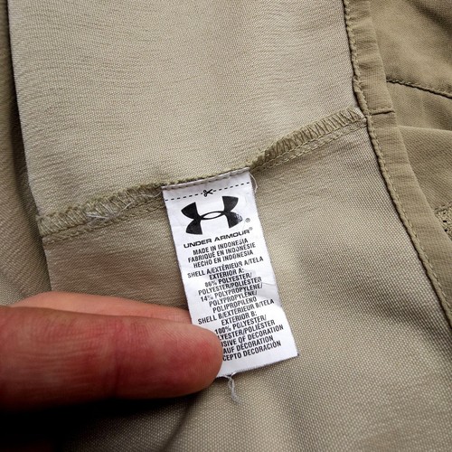 Under Armour Loose Fit Heat Gear Button Shirt Mens XL Tan Hiking Fishing Vented - Picture 11 of 13