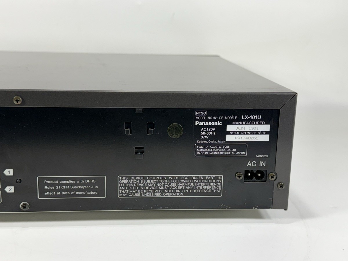 Panasonic LDプレーヤーLX-101とアニメLDソフト30枚セット Panasonic LDプレーヤーLX-101とアニメLDソフト30枚セット