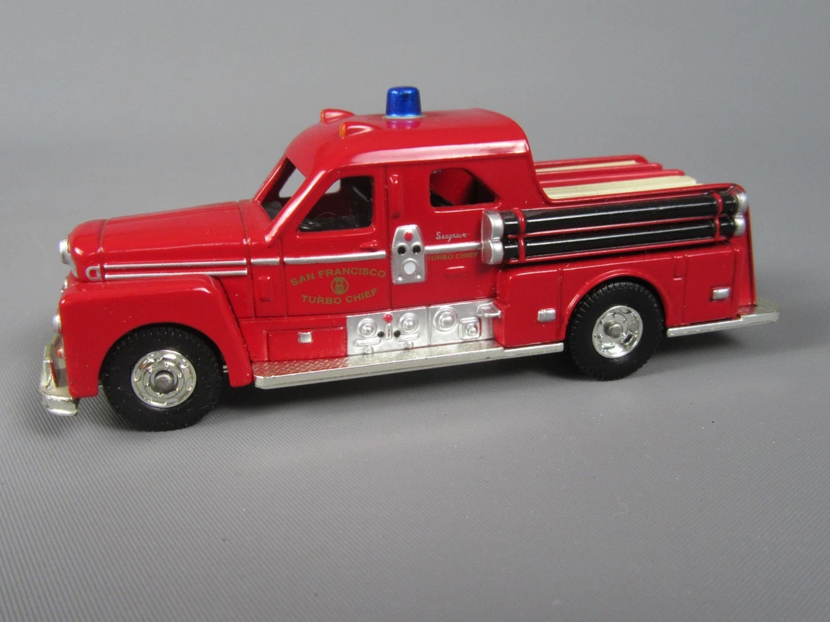 Miniature Corgi – Camion De Pompiers Seagrave – Echelle 1:50 – Héros Corgi – Occasion
