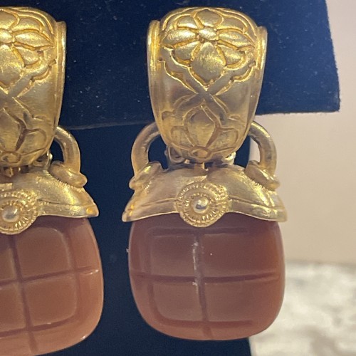 Pendientes de clip colgantes vintage modernistas etruscos martillados tono dorado - Imagen 3 de 14