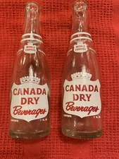 2 TWO Vintage Canada Dry Beverages 7 Oz ACL Bottle Early Clear White Red Soda