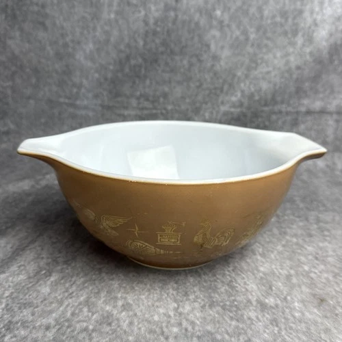 Pyrex Early American Brown Gold Cinderella Bowl 442 Americana Eagle 1 1/2 Qt