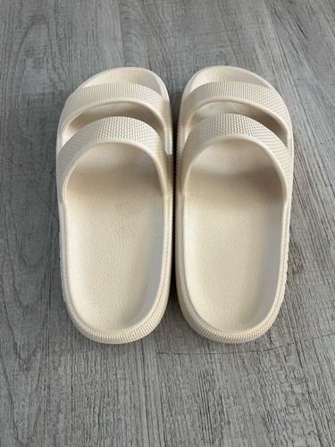 Victoria's Secret PINK Cloud Slides Damen Medium elfenbeinfarbene Sandalen - Bild 4 von 5