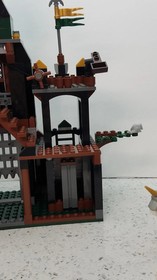 Lego Prison Tower Rescue 7947 Castle Knights Kingdoms 100% Complete Set no Box