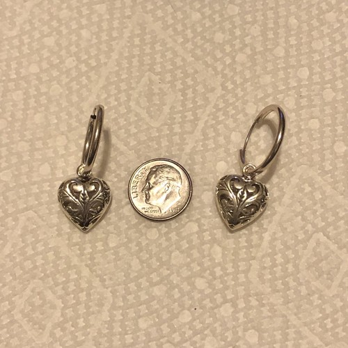 Vintage Jezlaine Sterling Silver 925 Heart Shaped Hoop Earrings New In Package - Picture 2 of 4