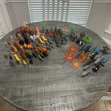 Lot of 100 Vintage Miniature Plastic Farm Zoo Ocean Animals Dinosaurs Sharks