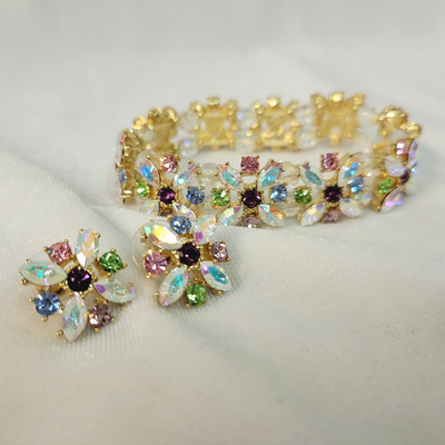 KIRKS FOLLY Multi Color AB Crystal Flower Stretch Bracelet  display picture 2