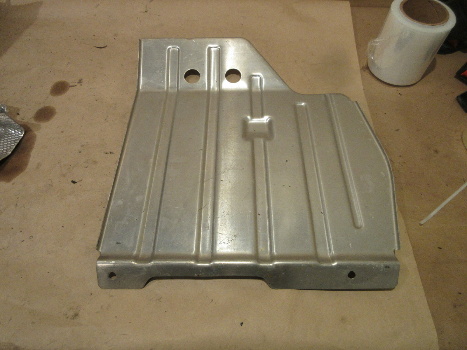 Maserati GranTurismo, Quattroporte RH Passenger Side Foot Rest Panel  67720100