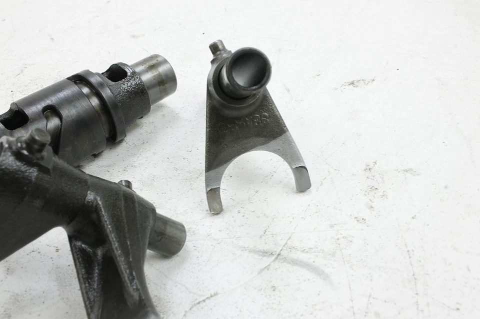 01-04 SUZUKI INTRUDER VOLUSIA 800 ENGINE TRANSMISSION GEAR DRUM SHIFT SHIFTER - Image 4 of 4