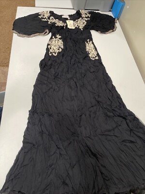 MISS JUNE Robe Longue A Manches Courtes Long Dress With Short Sleeve in Black A
