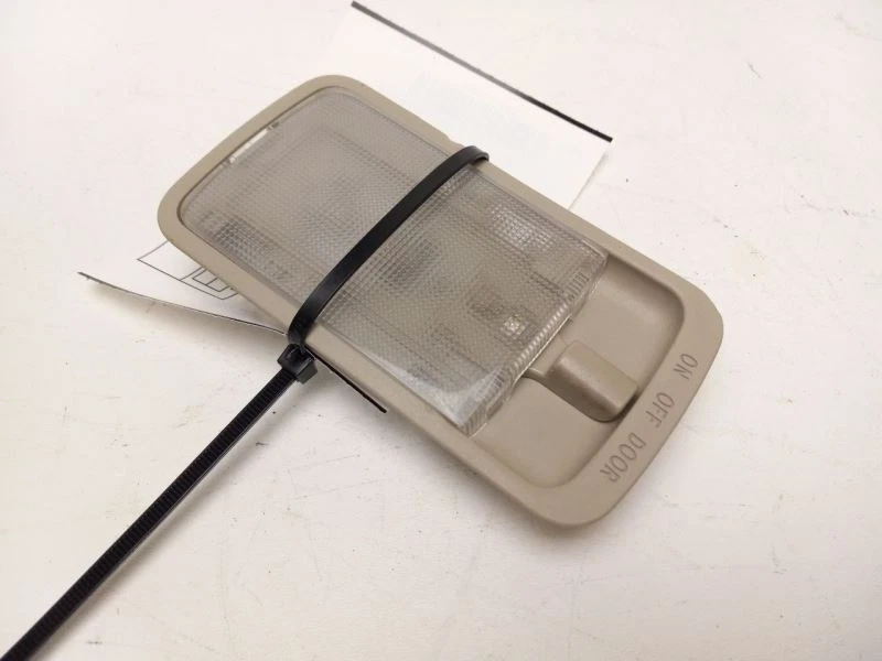 Luz domo techo trasero Nissan Rogue 2008-2015 41447 Foto 2 de 4