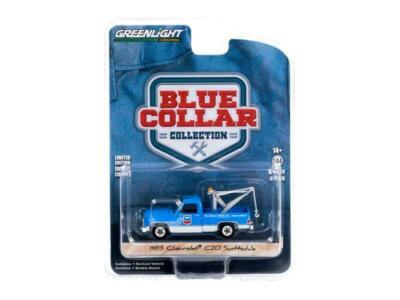 GREENLIGHT 1 64 1983 CHEVROLET C20 SCOTTSDALE TOW TRUCK