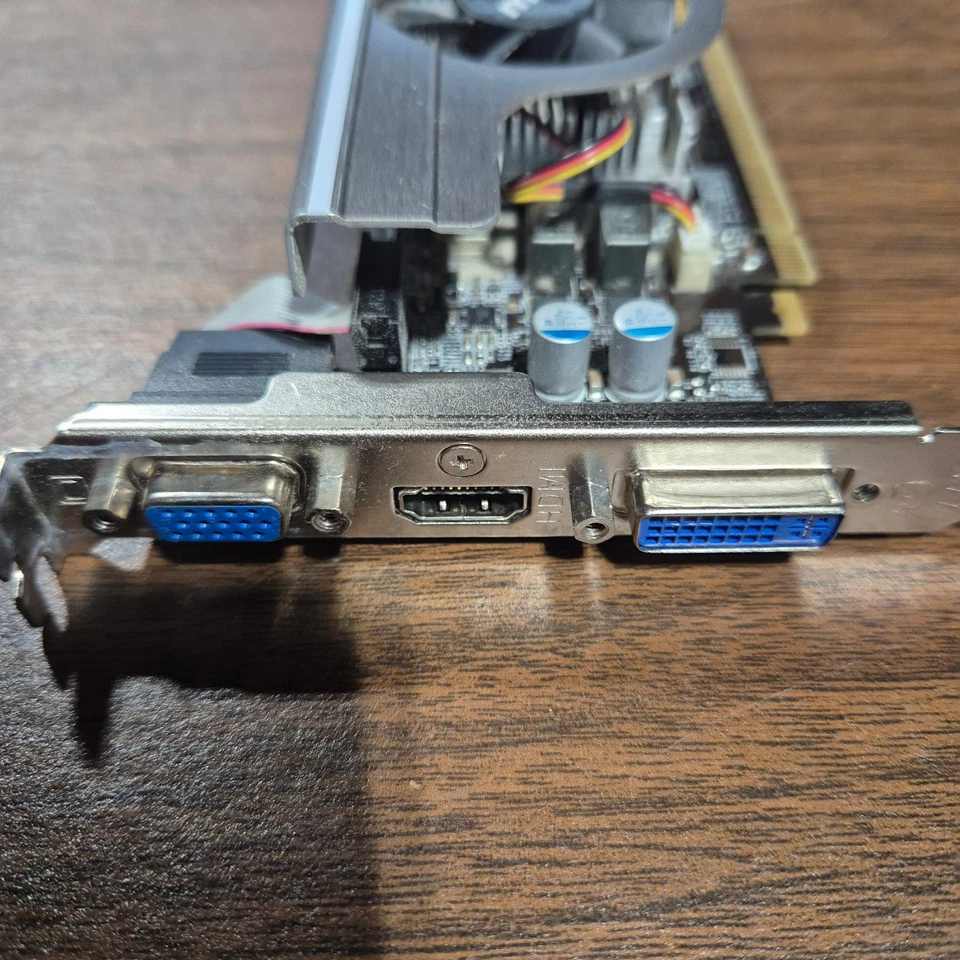 MSI NVIDIA GeForce GT 440 (N440GT-MD1GD3/LP) 1GB PCI Express x16 Graphics... - Image 3 of 4