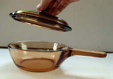 Corning Visions 0.5 Liter Saucepan With Pyrex P-81-c Lid In Brownamber Glass
