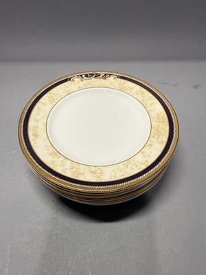 Wedgwood Cornucopia 6  Bone China Plates Set of 8 Blue Gold England
