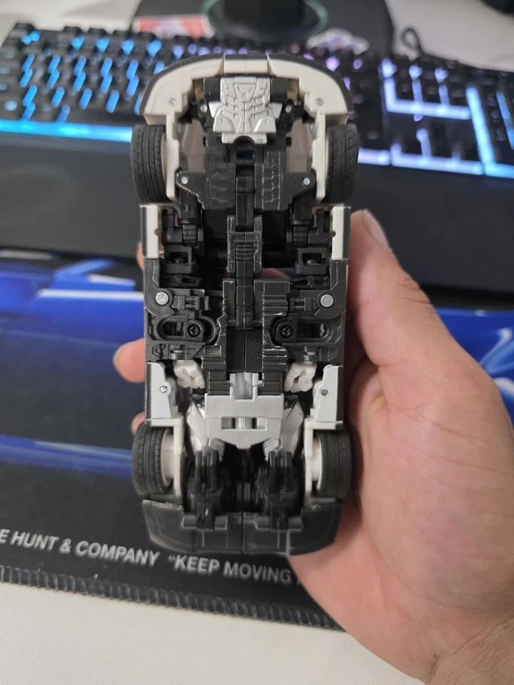 TAKARATOMY Transformers Alternity A-01U Nissan Ultra Magnus (Brilliant Whit - Image 3 of 3