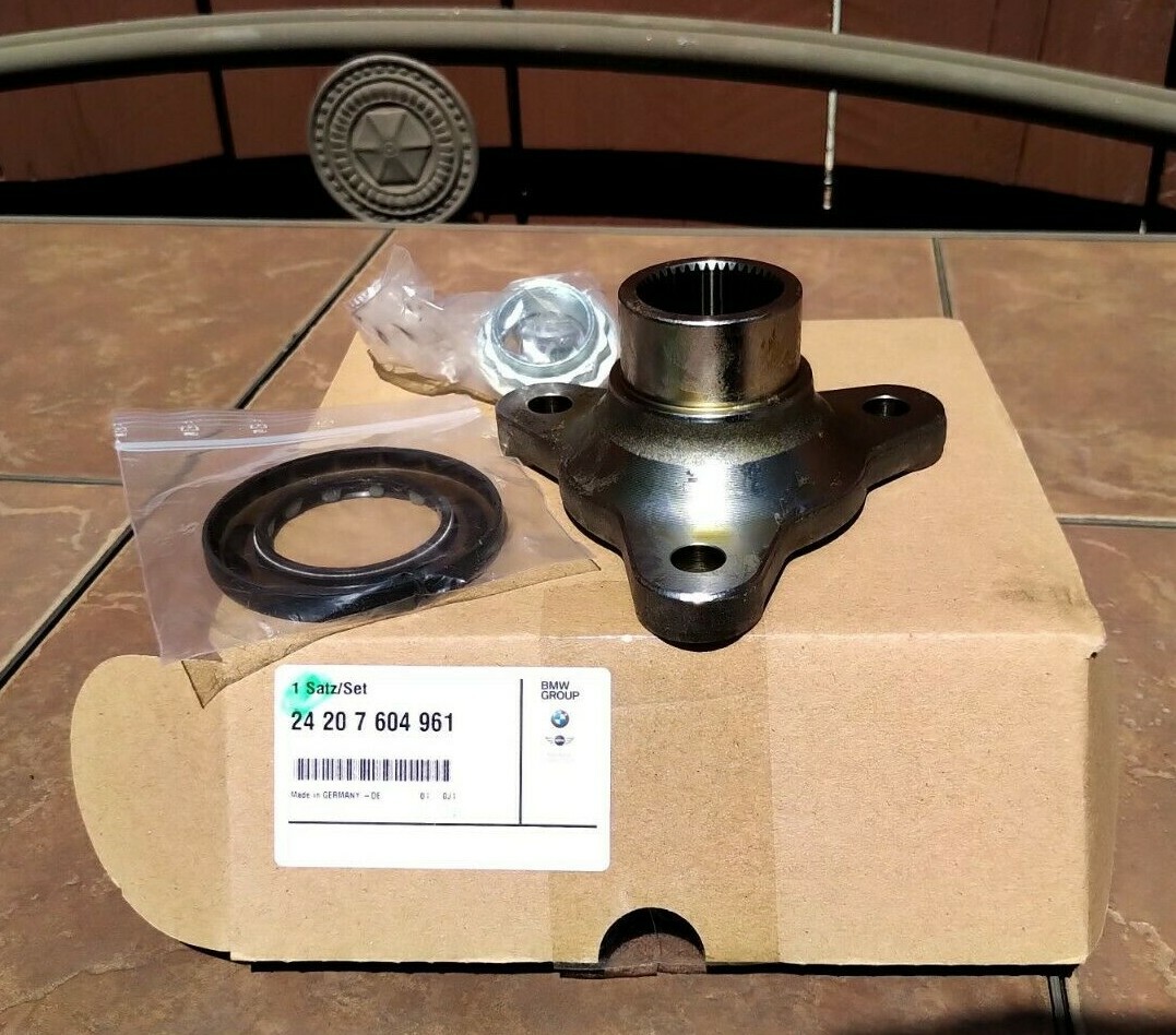 Genuine BMW GA8HP45Z Auto Trans output flange Repair kit 24207604961