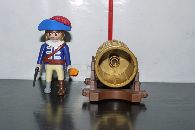 playmobil pirate cannon