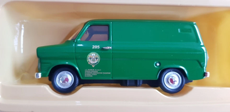 FORD TRANSIT MK1 DIESEL AU 1/43 EN BOITE VOIR PHOTOS TBE VANGUARDS - Photo 2/4