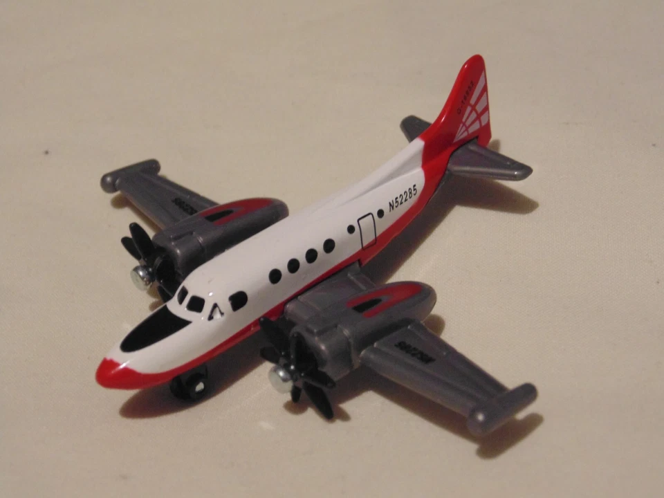 Avión Rev Red C90GTx - avión de juguete diecast 2 hélices - usado excelente Foto 2 de 4