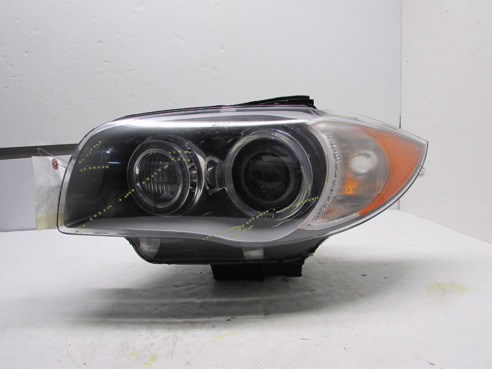 2008200920102011 BMW 1SERIES 128I LEFT DRIVER SIDE HEADLIGHT