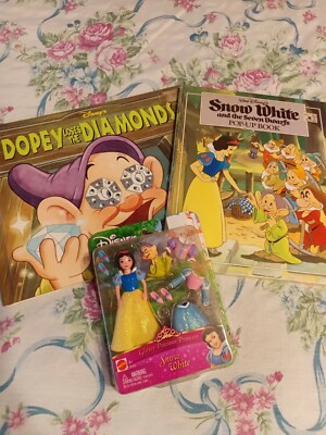 Glitter Precious Princess Snow White with Doppy 2 books