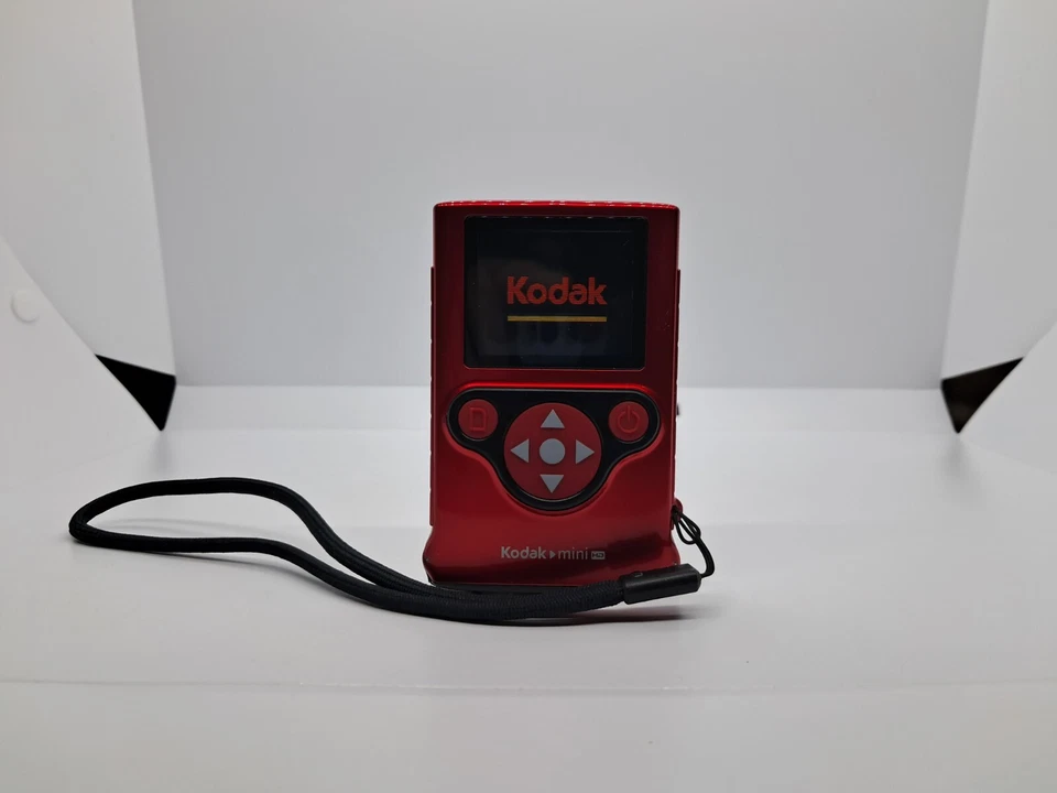 Kodak Mini HD Video Camera With 2GB MicroSD Card Red For Parts Or Repair - Image 3 of 4