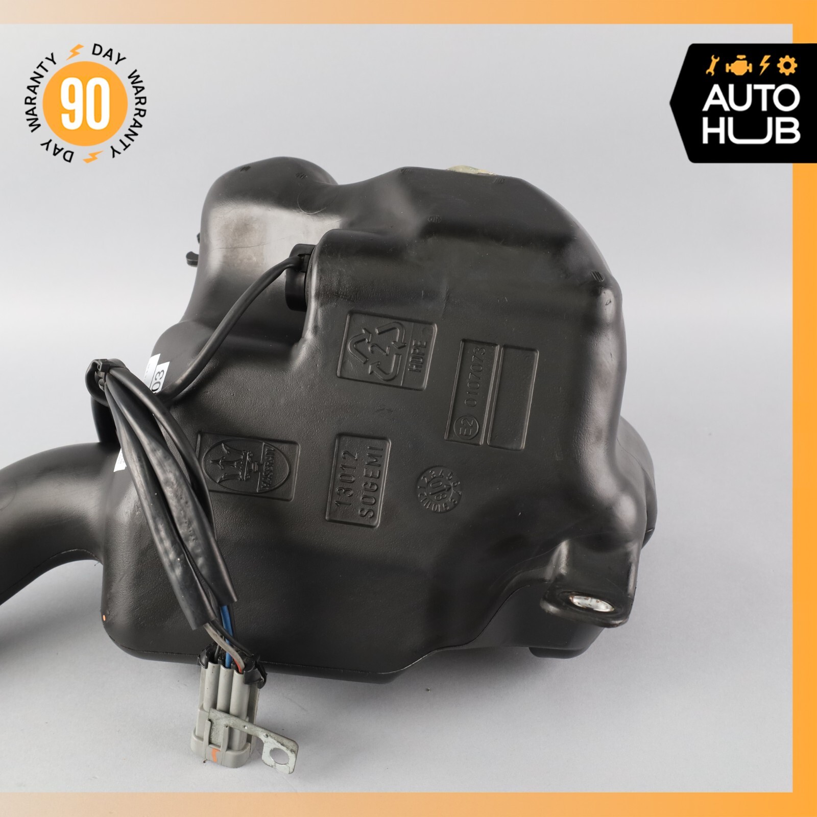 08-19 Maserati Quattroporte Headlight Windshield Washer Bottle Tank OEM 72k