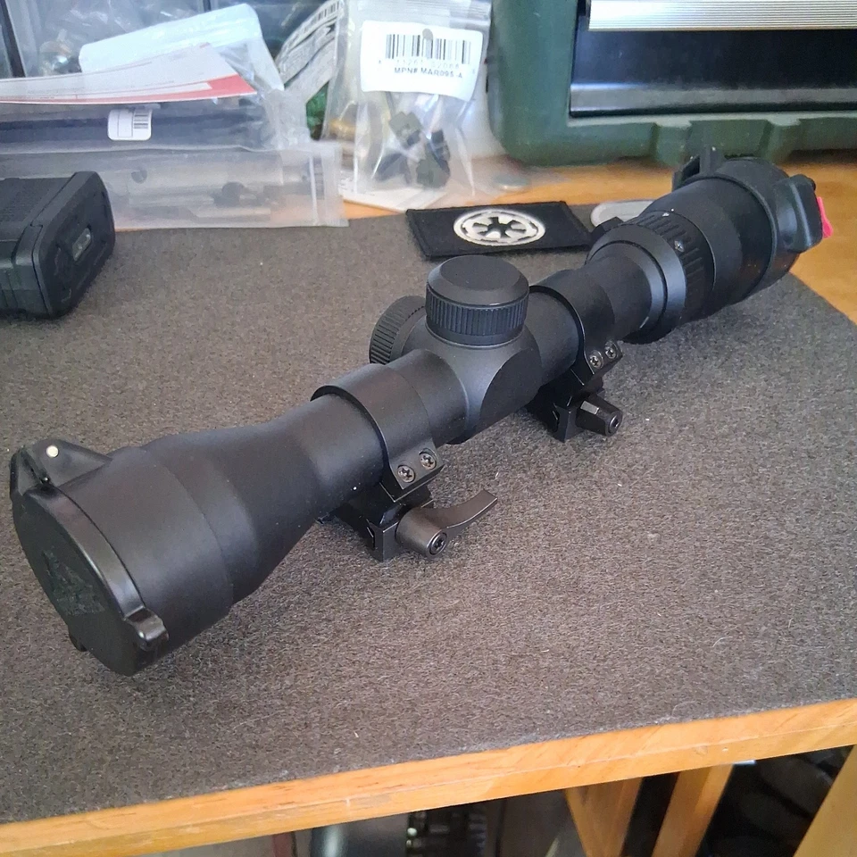 Mira para rifle Bushnell Banner 1,75-4x retícula circular X con anillos y tapas (10AL25KD) Foto 2 de 4