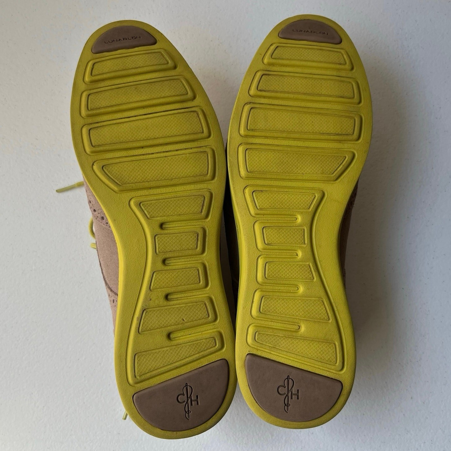 Cole Haan Alisa Lunargrand Wingtip Oxfords Women's 7.5 Tan Neon Suede Preppy