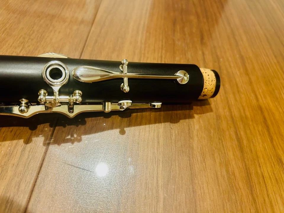 Buffet Crampon E12F Clarinet Grenadilla Wood Well-maintained Used with Hard Case - Image 3 of 4