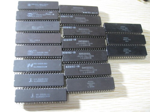 1x IM6402AMJL CMOS Universal Asynchronous Receiver Transmitter (UART) HD1-6402 - Picture 2 of 2