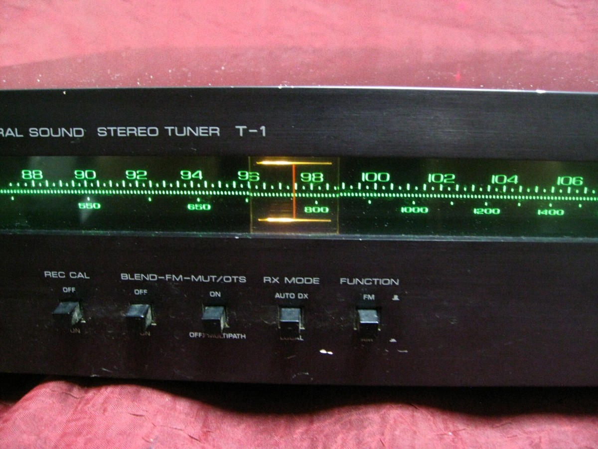 YAMAHA ヤマハT-1 natural sound stereo tuner Yamaha T-1 Natural Sound AM FM Tuner Receiver Working Made