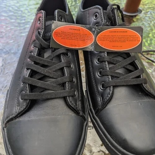 NWT ! Lugz black low top sneakers - Picture 8 of 8