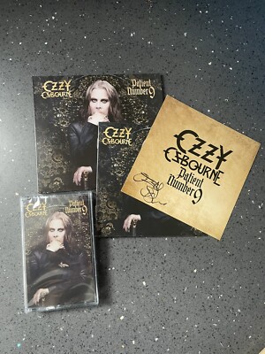 Ozzy Osbourne handsignierte Patientennummer 9 CD Konvolut, Kassette dabei Autogramm