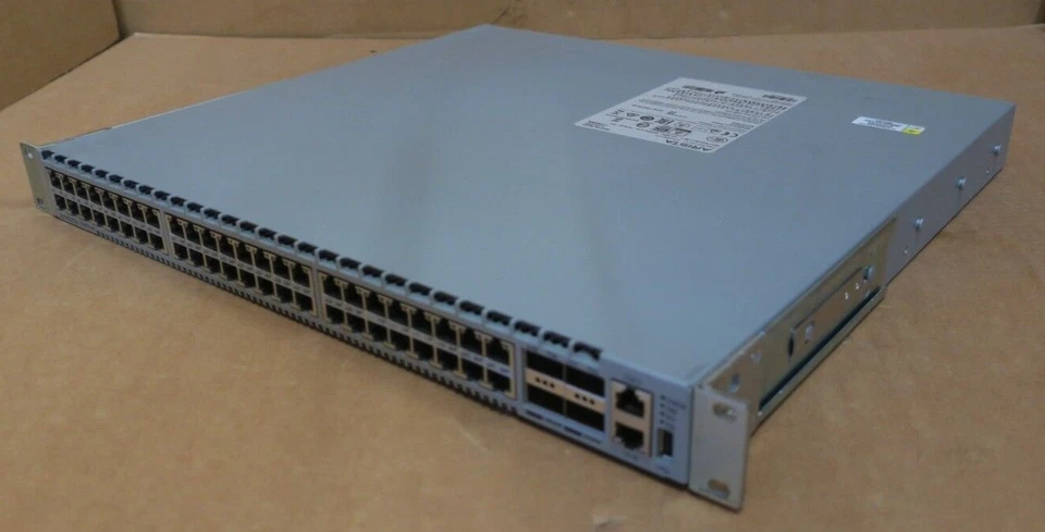 Arista DCS-7050TX-64-R 48x RJ45 1/10GBASE-T 4x 40GbE QSFP+ Switch 2x AC PSU - Image 3 of 4