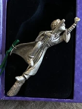 Hallmark Keepsake Ornament ~Harry Potter Pewter 2000 Quidditch Flying on Broom