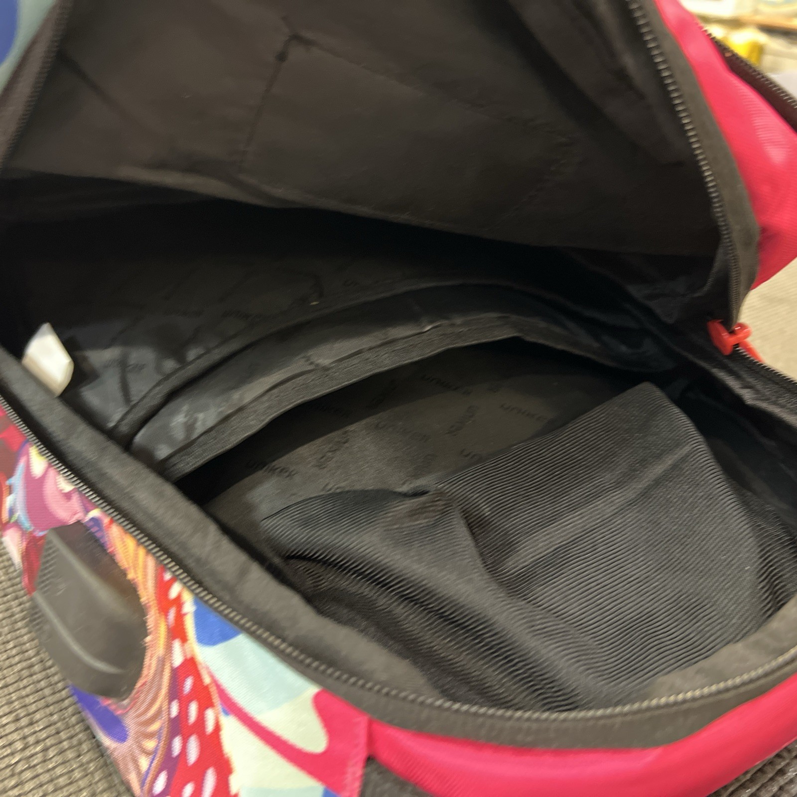 Uniker Graffiti School BACKPACK - image 5