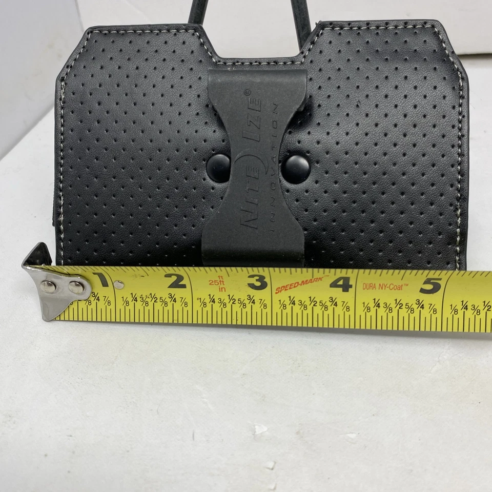 Funda negra con clip de nailon resistente lateral para teléfono Nite Ize - GRANDE Foto 4 de 4