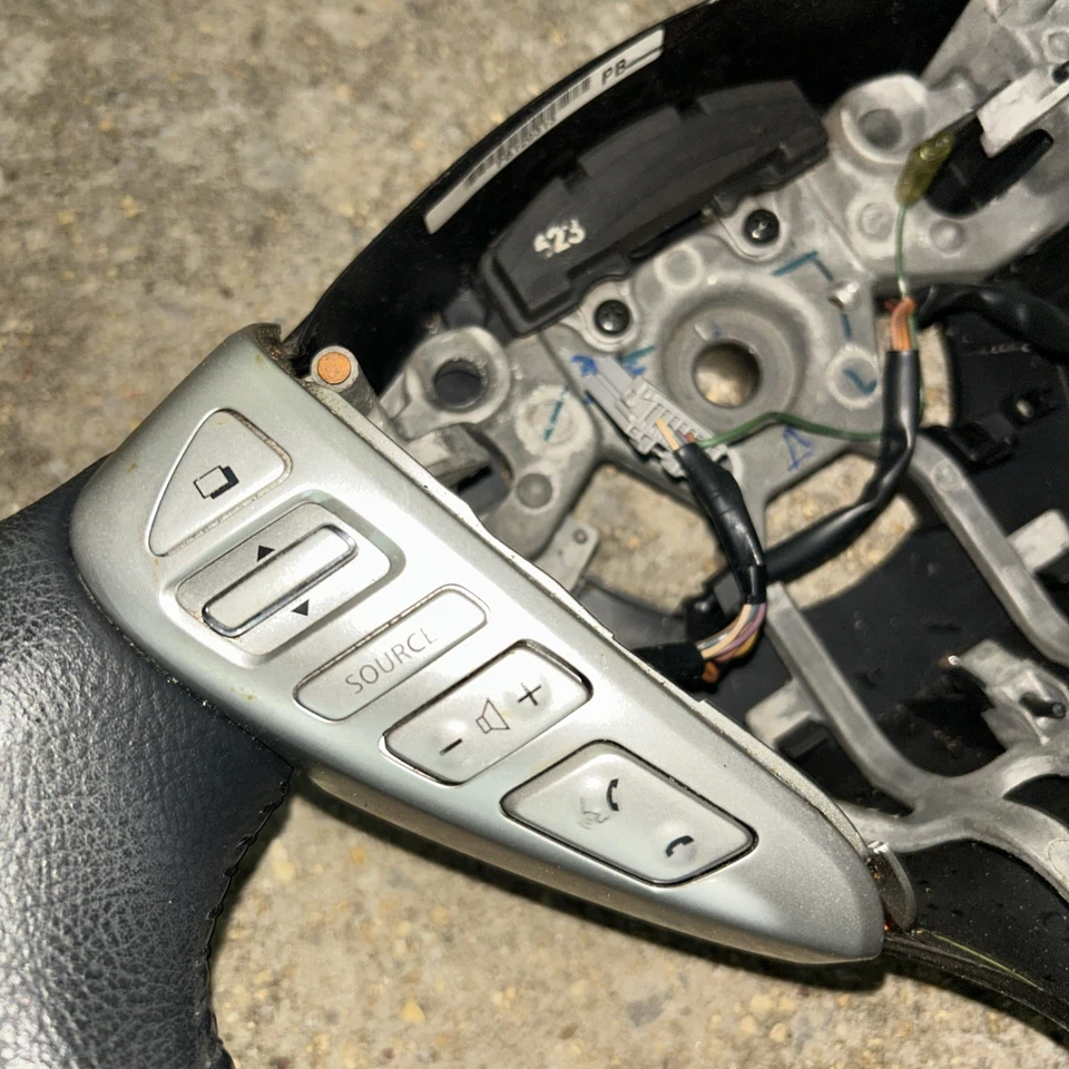 Compatível com volante Nissan Sentra 13-19 com funções usado OEM bom estado - Imagem 2 de 4