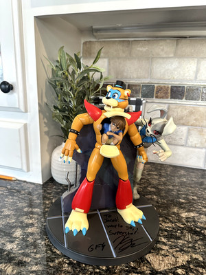FNAF Freddy & Gregory 12  Statue Security Breach Funko Kellen Goff Autograph