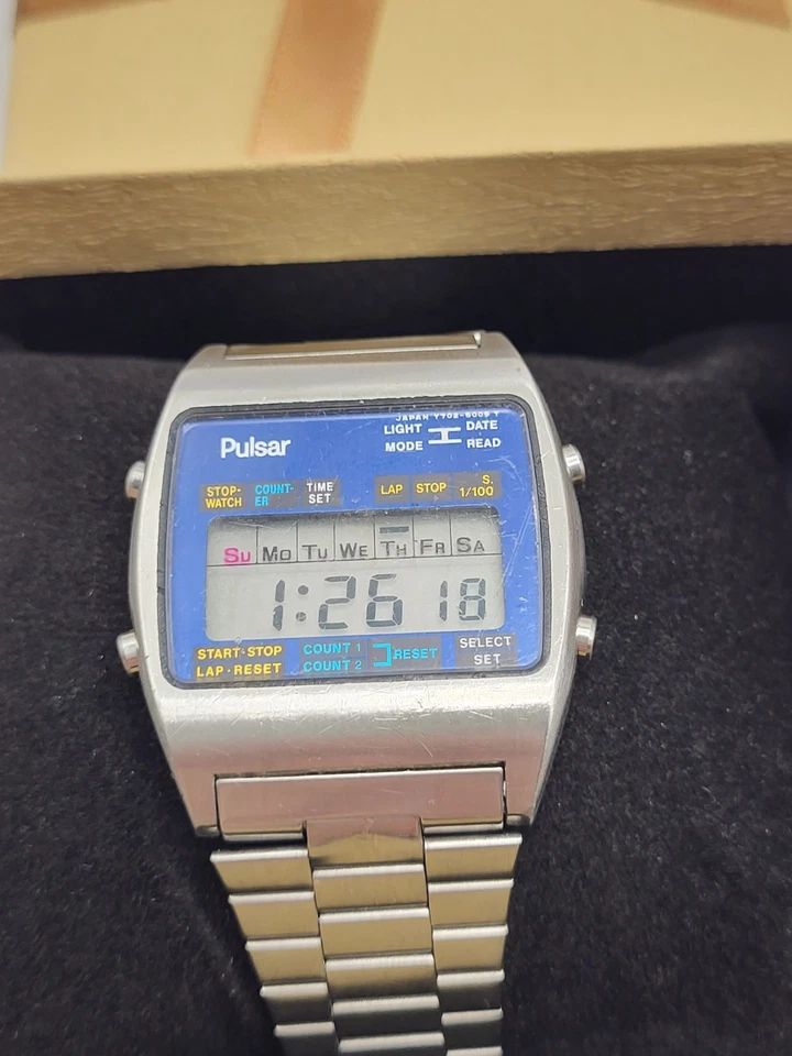 JAPAN [WORKS]  1980s Vintage Pulsar By Seiko Digital LCD Watch Y702-5009 A  - Image 2 of 4