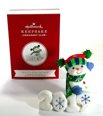 FROSTY FUN DECADE Hallmark 2019 Event Exclusive Repaint KOC Ornament