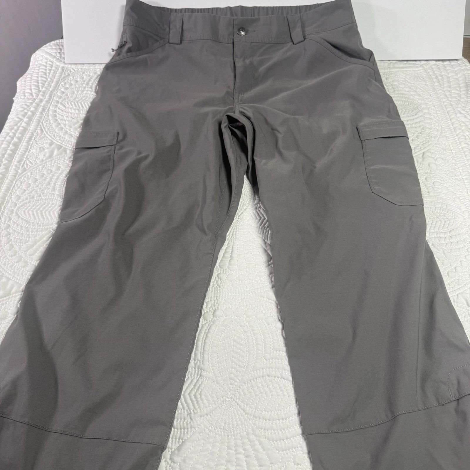 Duluths Trading Co Men’s Cargo Pants Gray Stretch Work Outdoor 14x31
