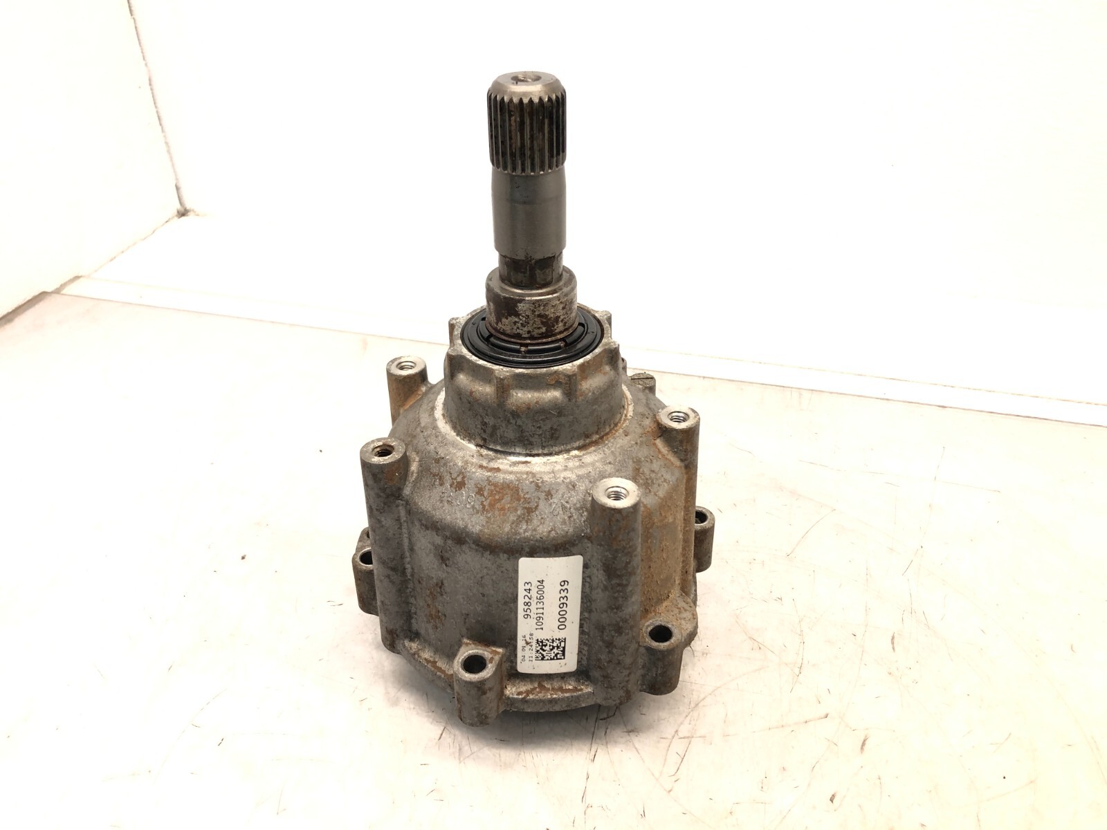 2014-2018 BENTLEY FLYING SPUR AWD TRANSFER CASE COUPLER SHAFT OEM.