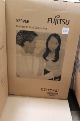 Fujitsu Primergy  TX1330 M3   Xeon E3-1230 v6 32GB, 8.6TB , 2 X I350 1x PSU - Picture 11 of 11