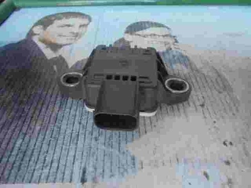 Airbagsensor Airbagsteuergerät Toyota Avensis 891830F010 BOSCH 0265005915