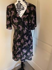 Blue Vanilla Floral Print Fit And Glare Wrap Dress Size 12 M Black Purple