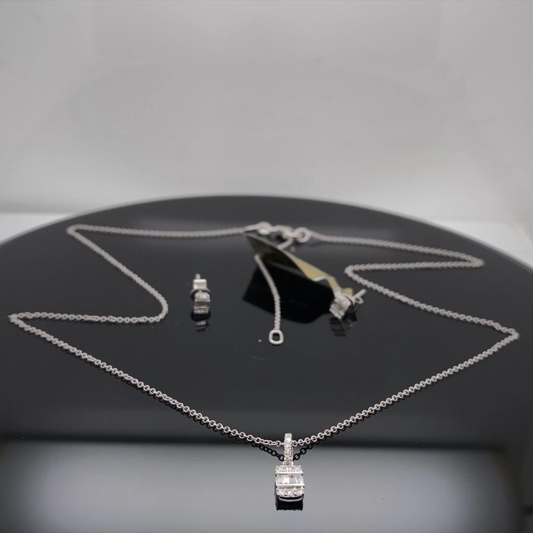 Bony levy diamond bar hotsell necklace