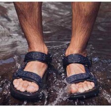 Teva Mens Sandals  Size  8